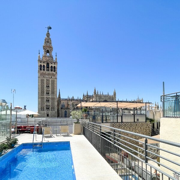 Hotel813