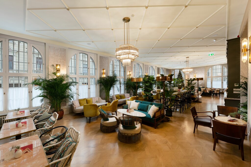 Hotel1350