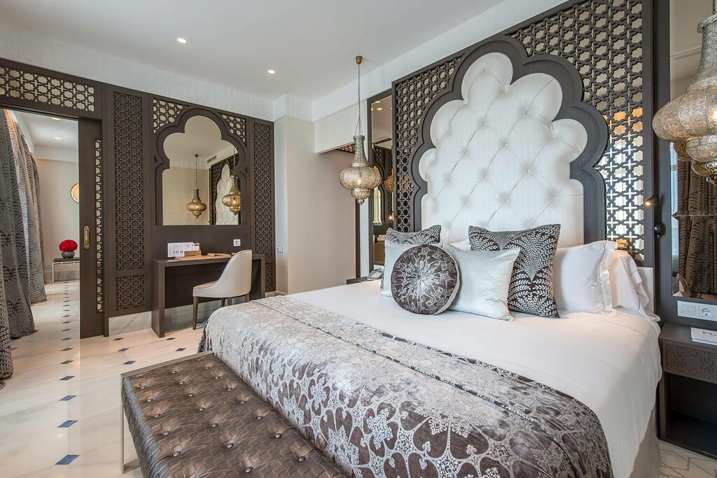 Hotel697