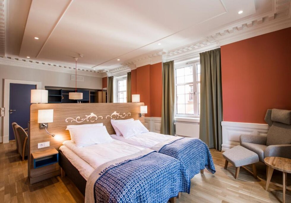 Hotel372