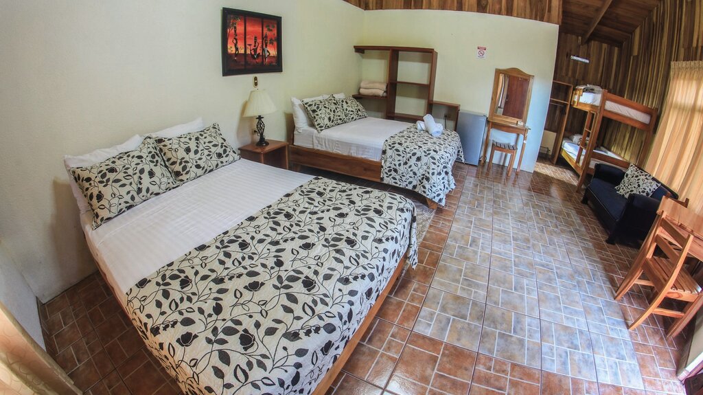 Hotel220