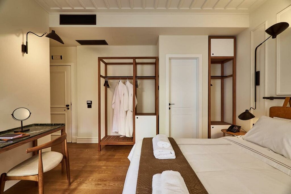 Hotel534