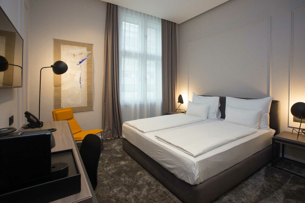 Hotel1347