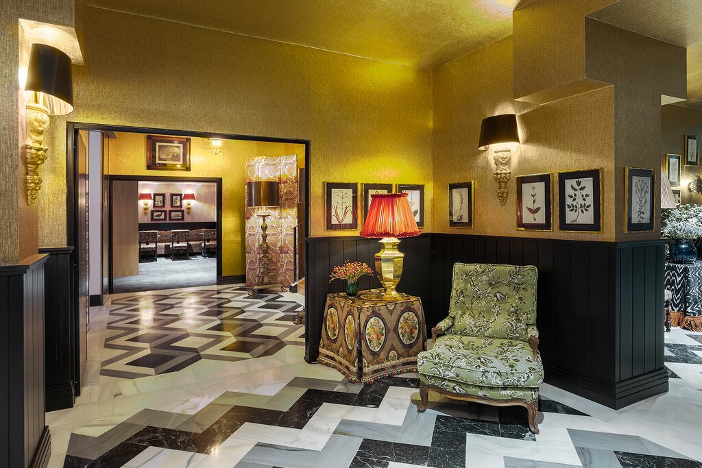 Hotel768