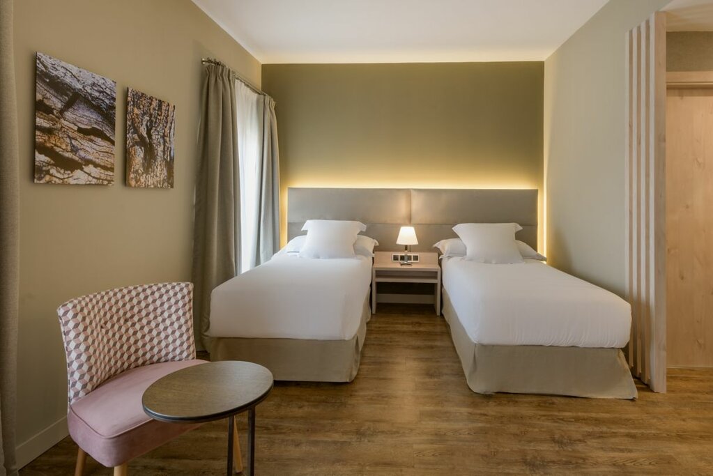 Hotel879