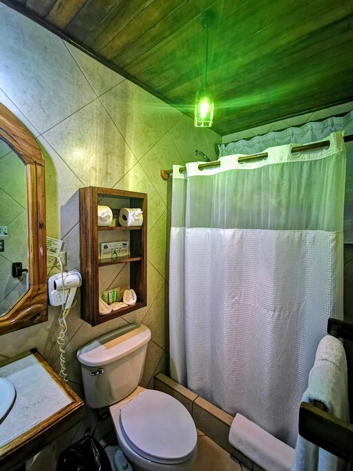 Hotel183