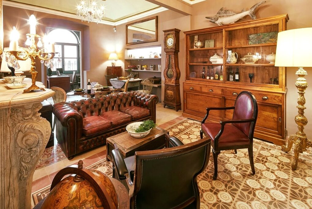 Hotel1070
