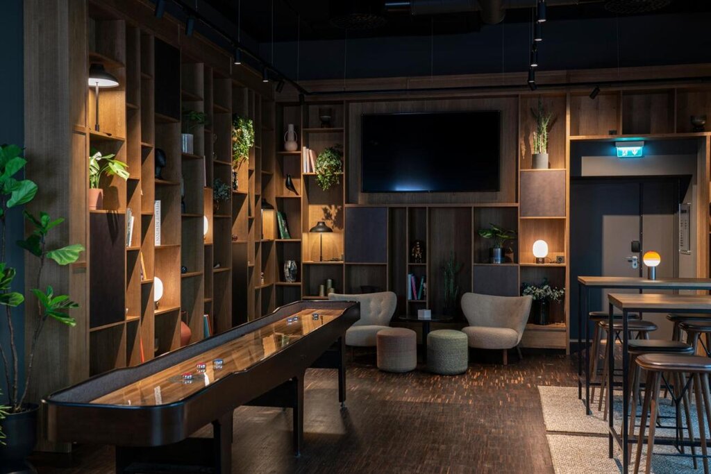 Hotel408