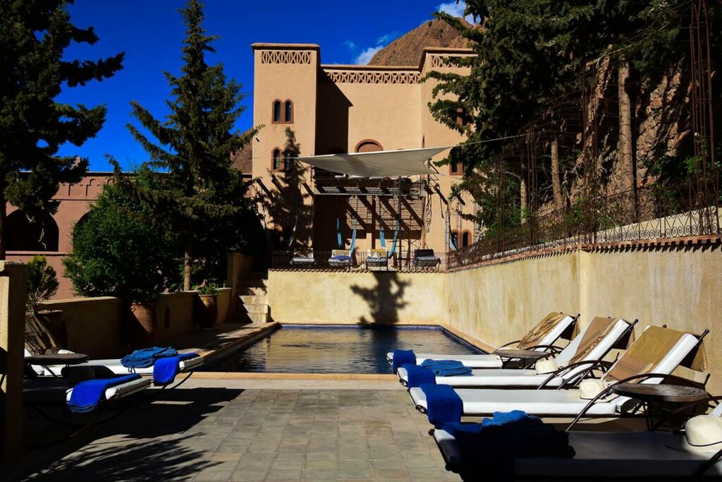 Hotel71