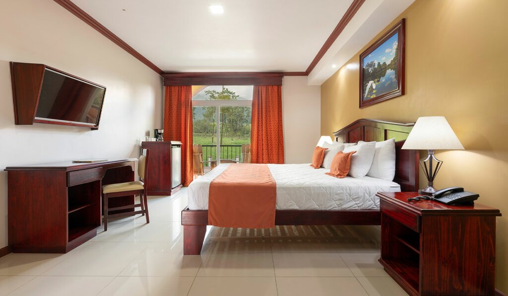 Hotel236