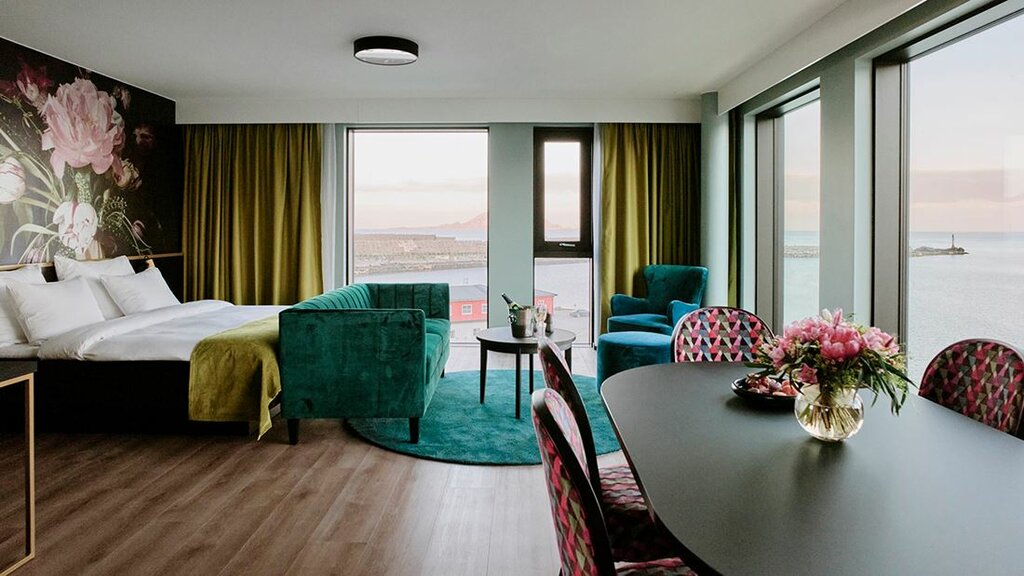 Hotel368