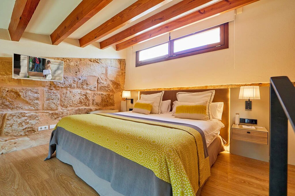 Hotel857