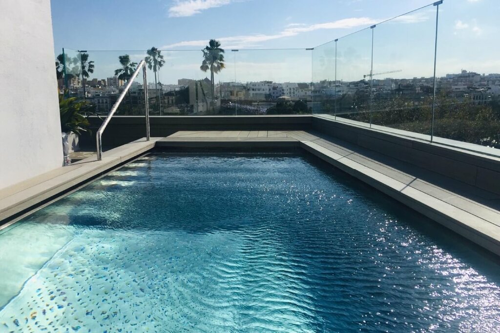 Hotel953