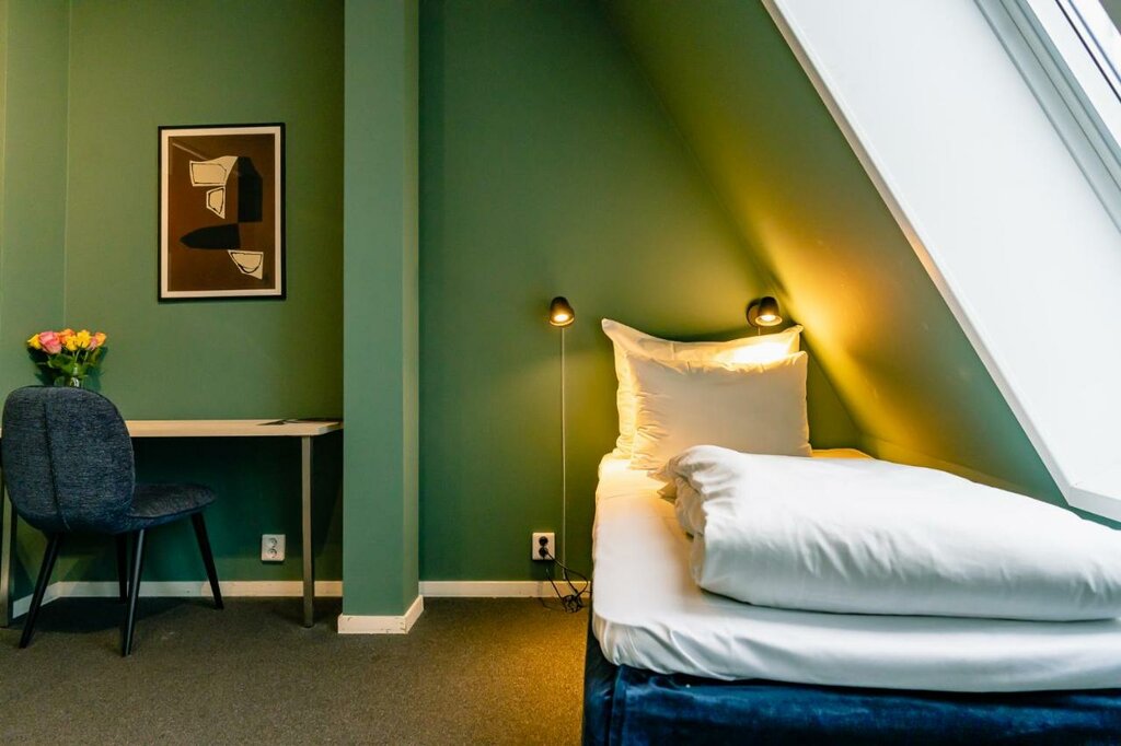 Hotel434