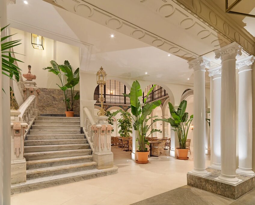 Hotel771