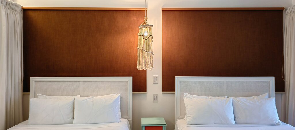 Hotel221