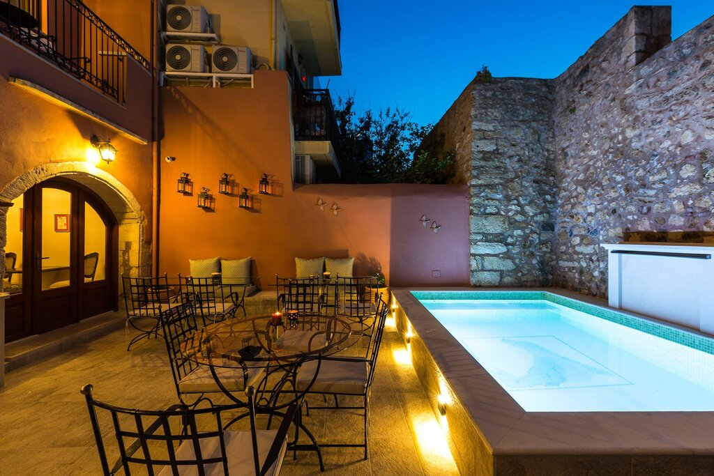 Hotel589