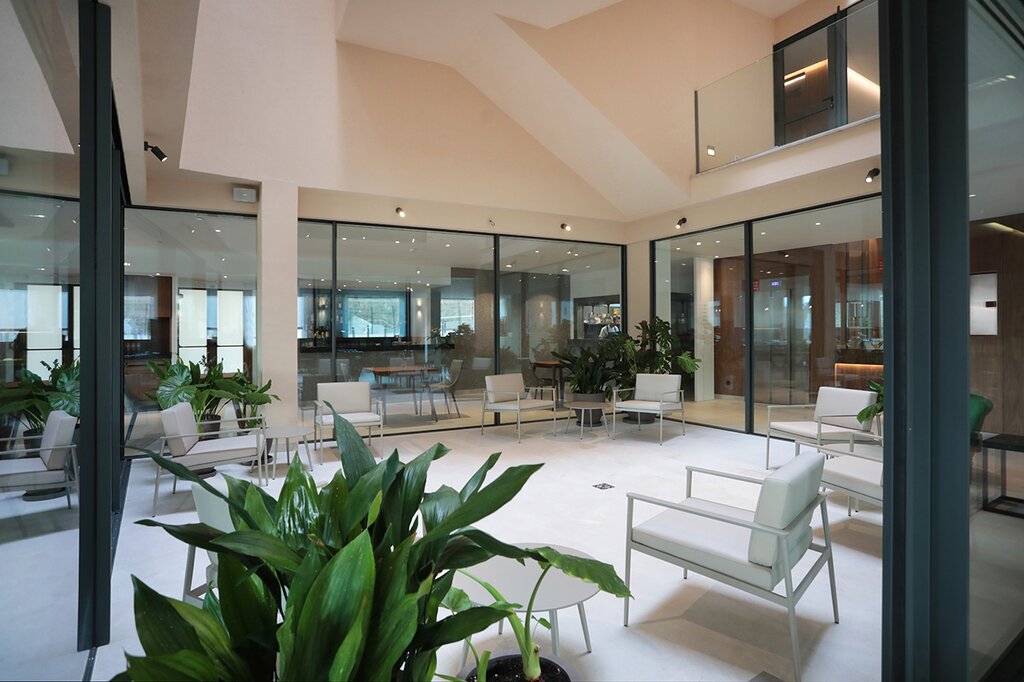 Hotel984