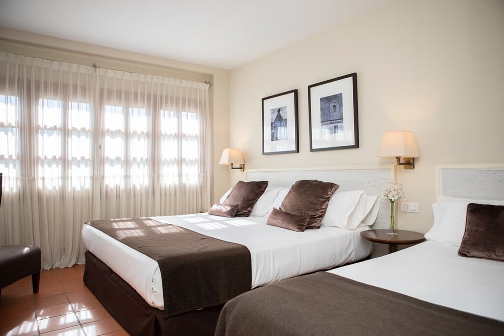 Hotel806