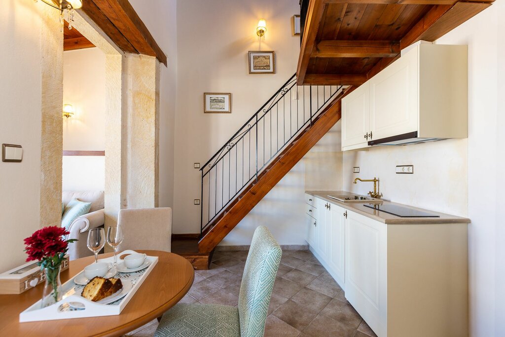 Hotel589