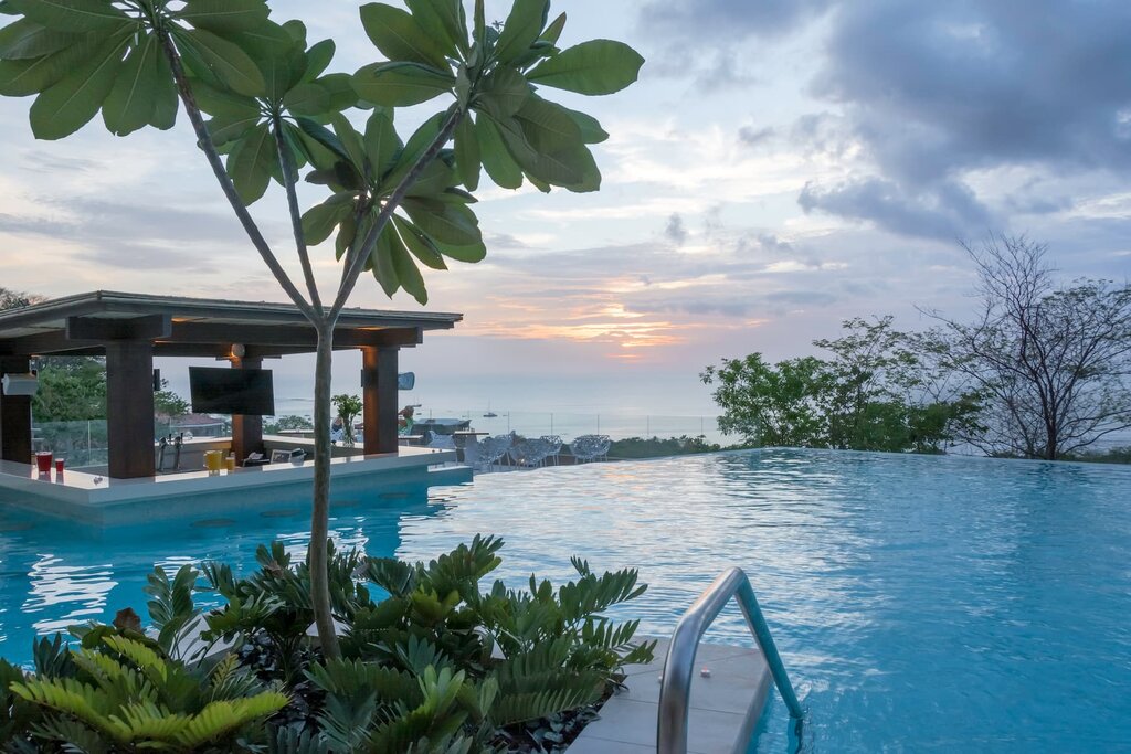 Hotel228
