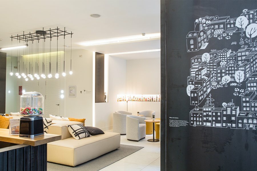 Hotel892