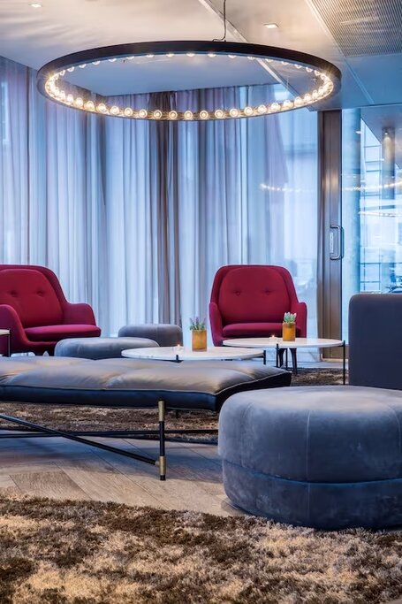 Hotel375