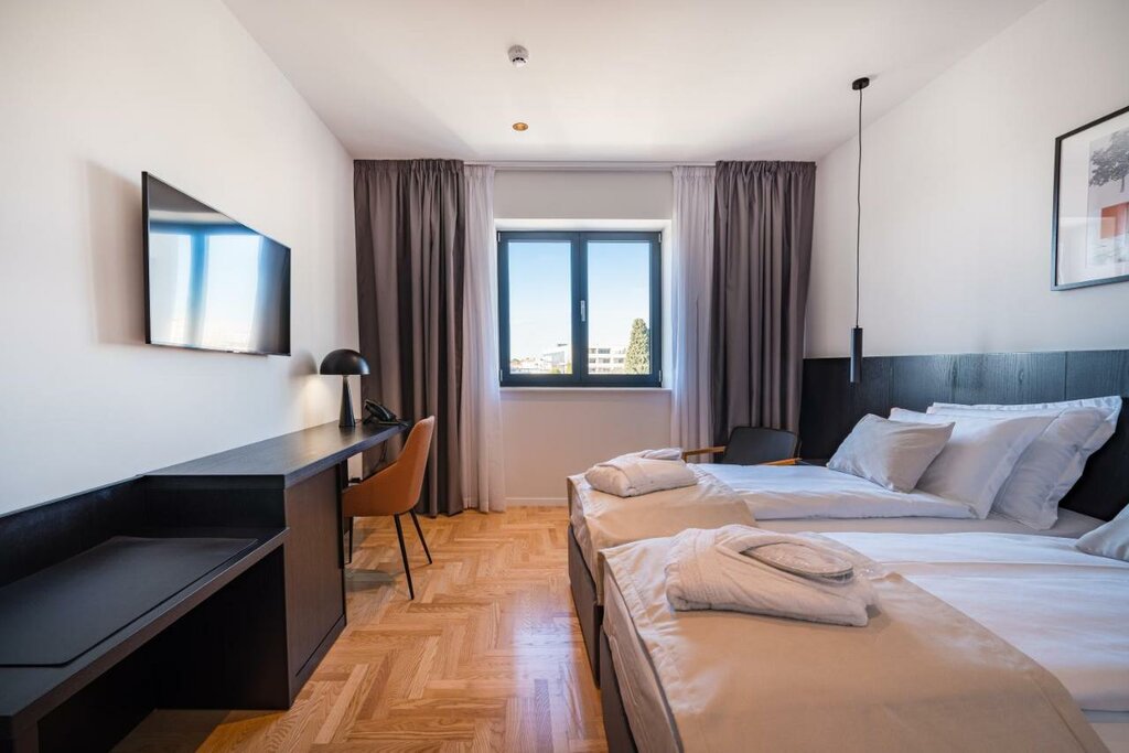 Hotel1367