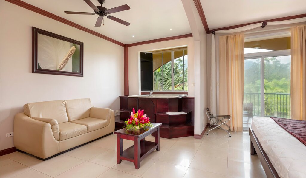 Hotel236