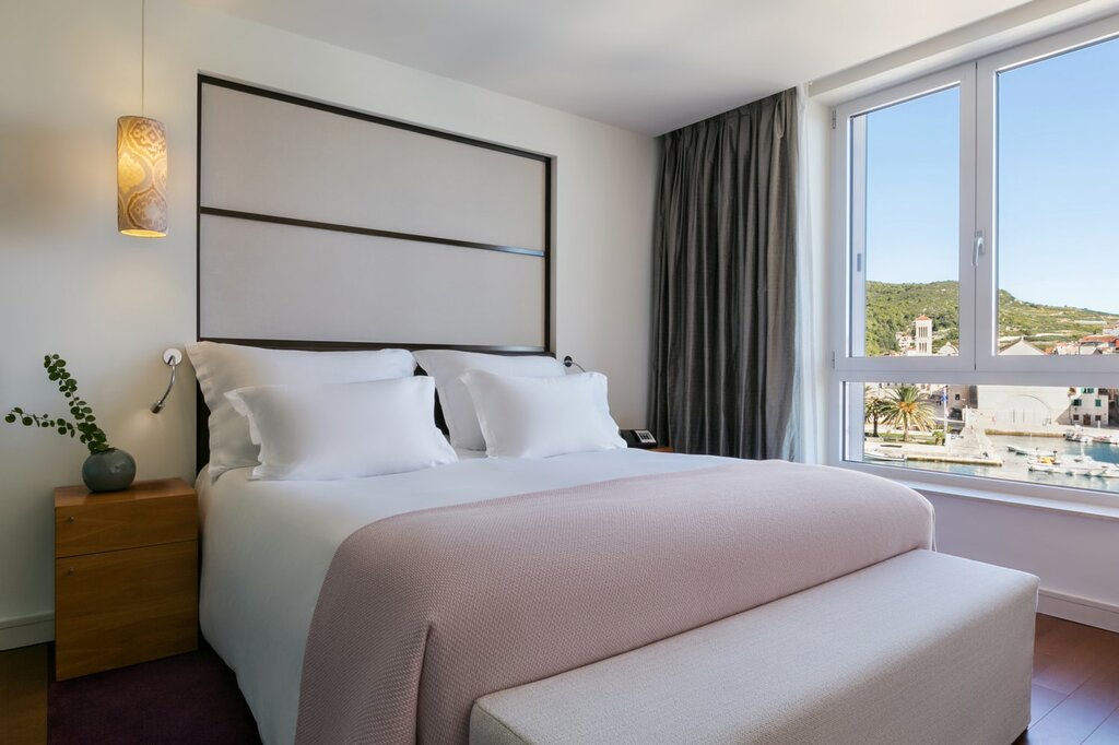 Hotel1327
