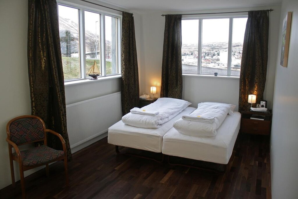 Hotel1228