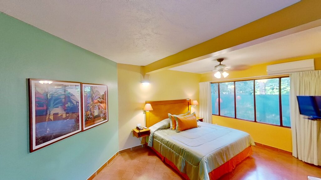 Hotel324