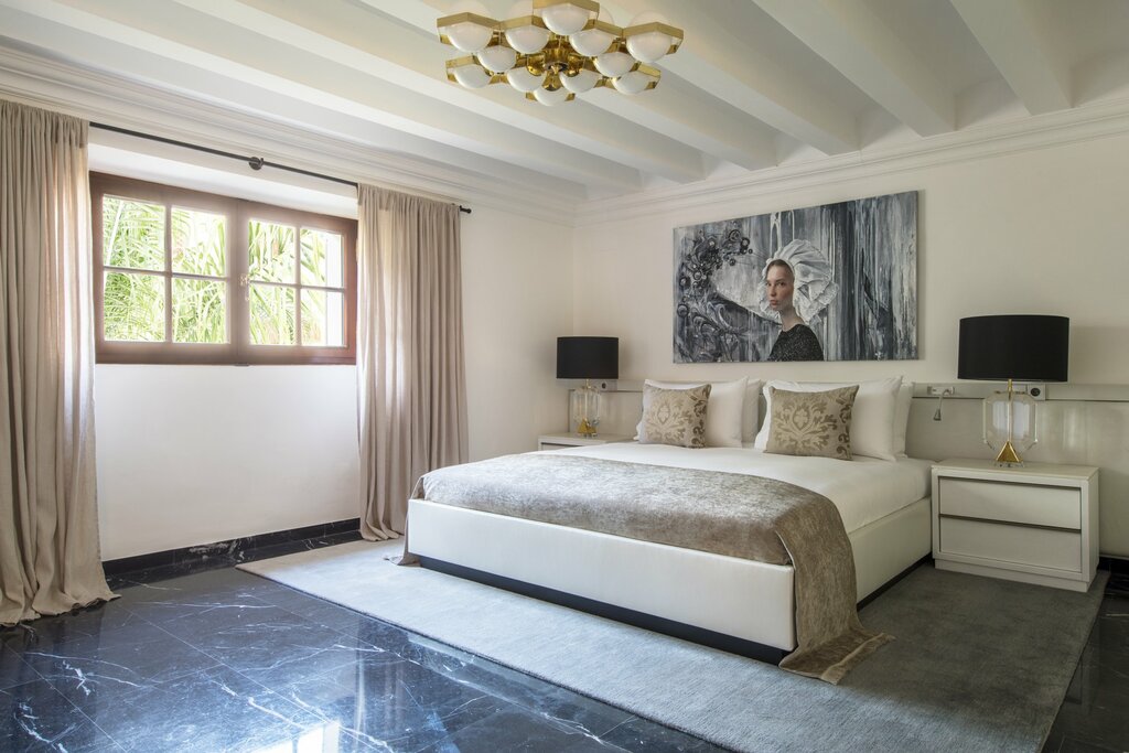 Hotel889
