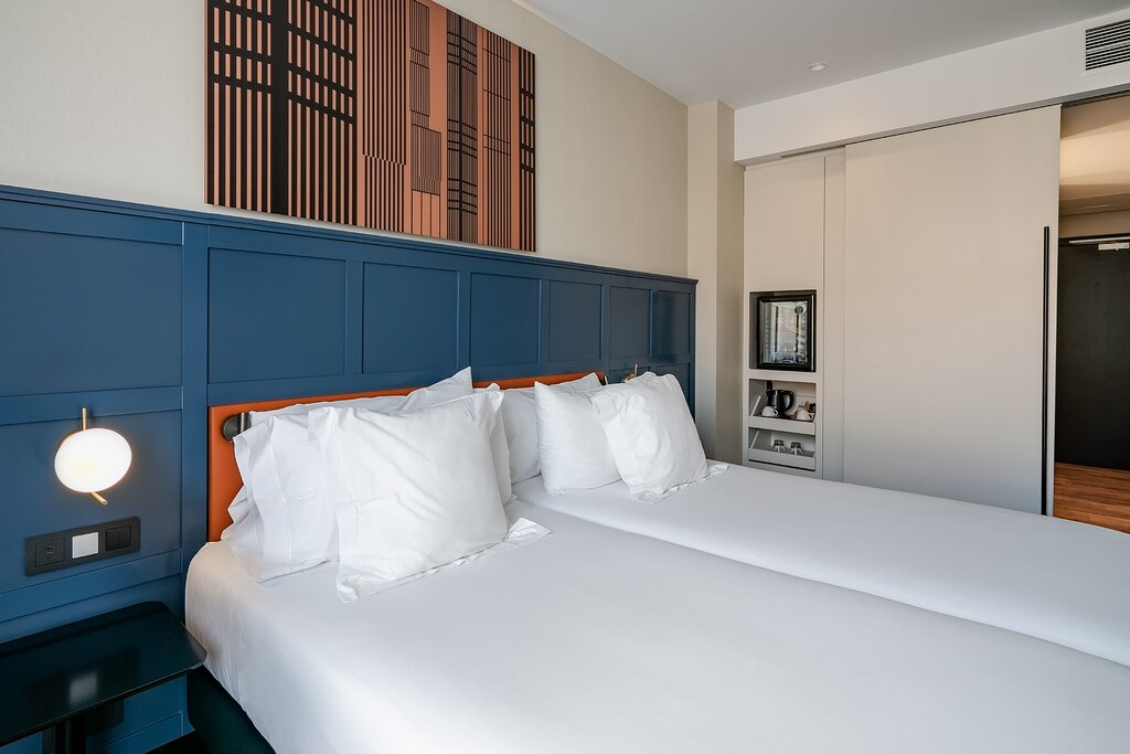 Hotel967