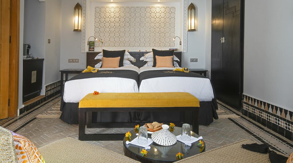 Hotel75