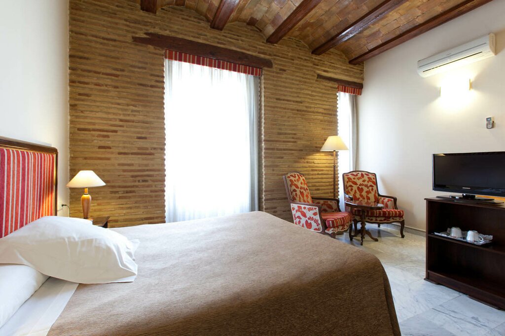 Hotel905