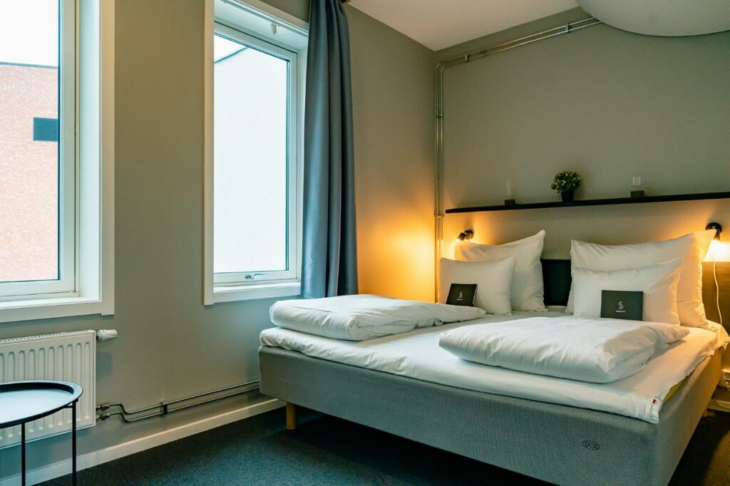 Hotel434