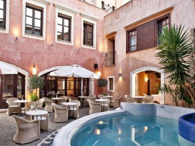 Hotel464