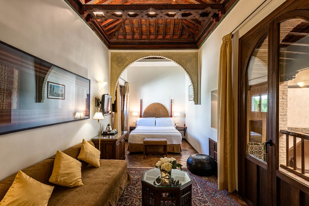 Hotel708