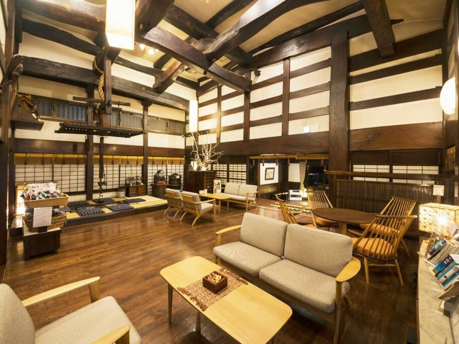 Hotel114