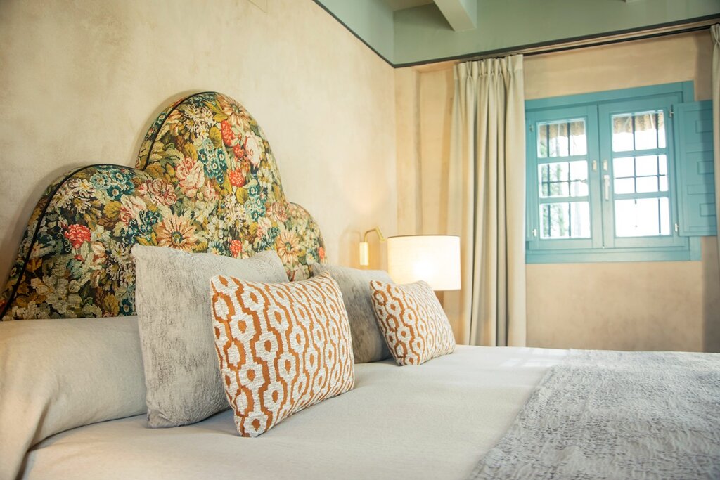 Hotel765