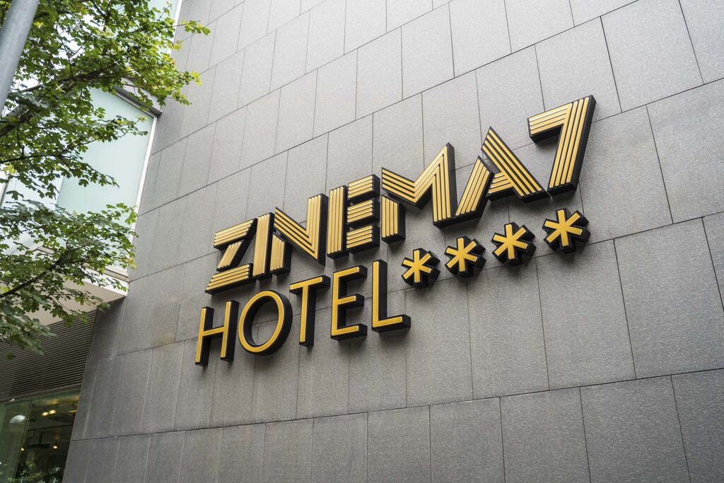 Hotel701