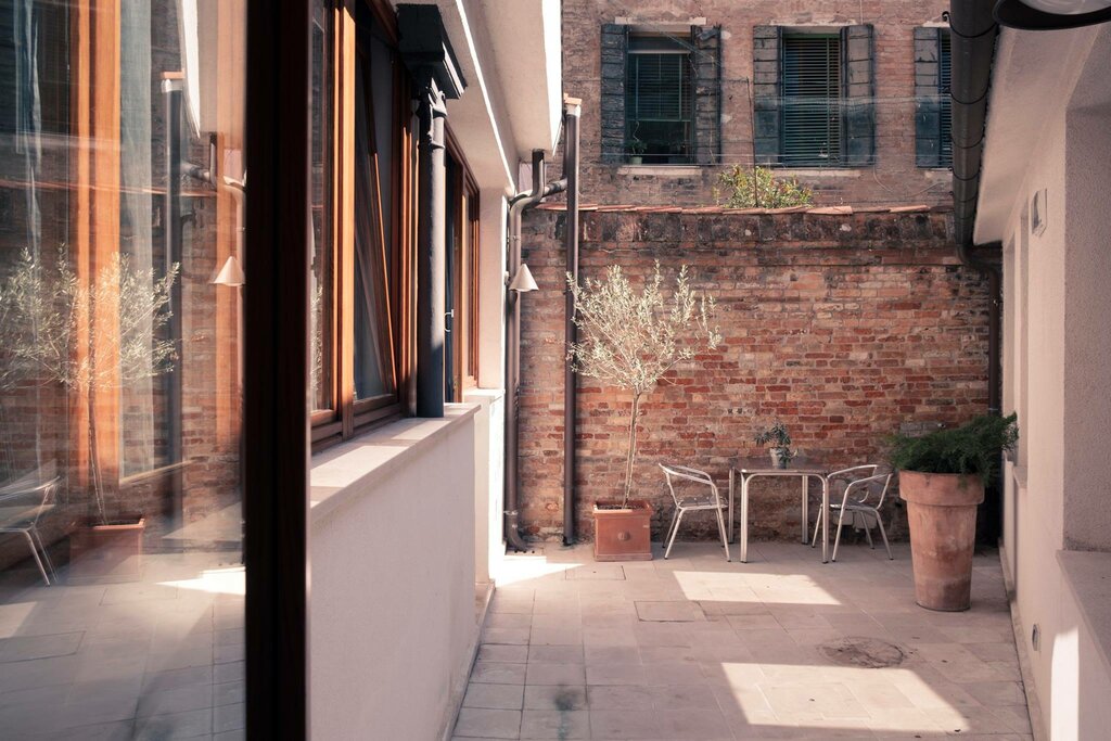 Hotel14