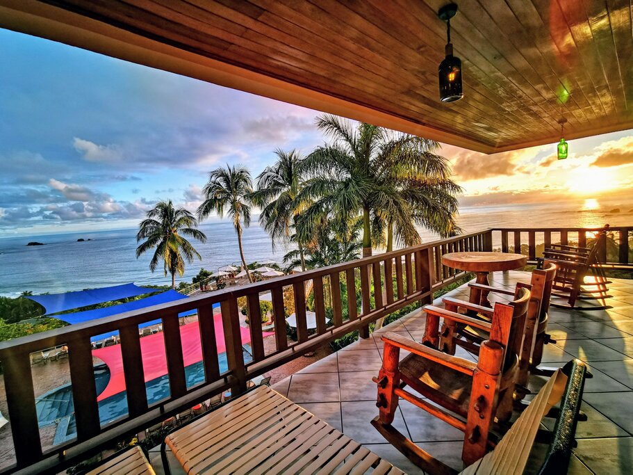 Hotel183