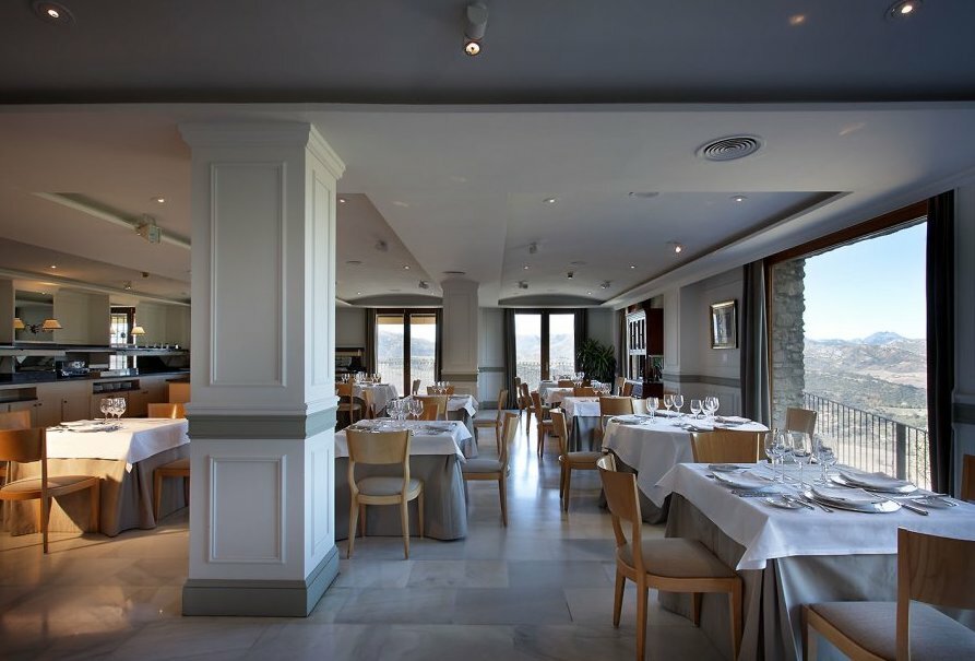 Hotel668
