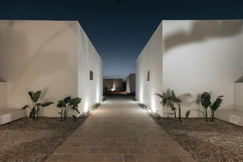 Hotel523