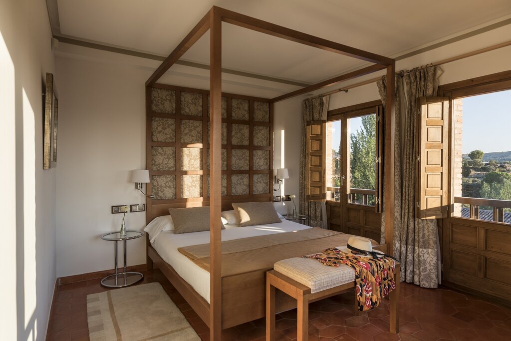 Hotel710