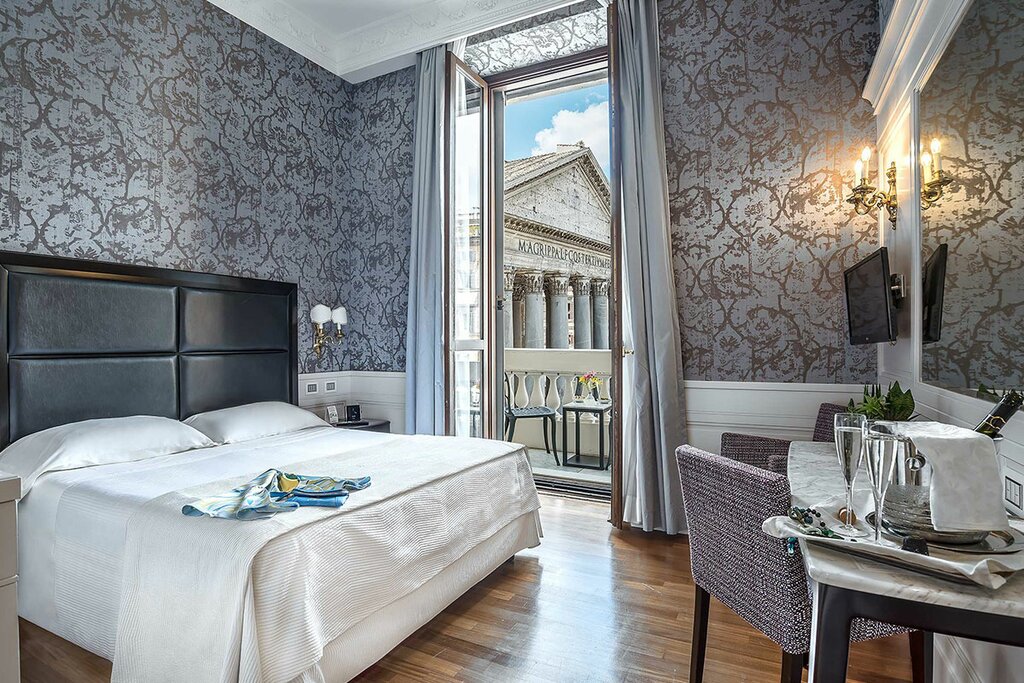 Hotel32