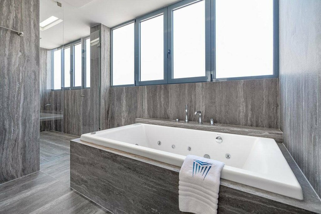 Hotel610