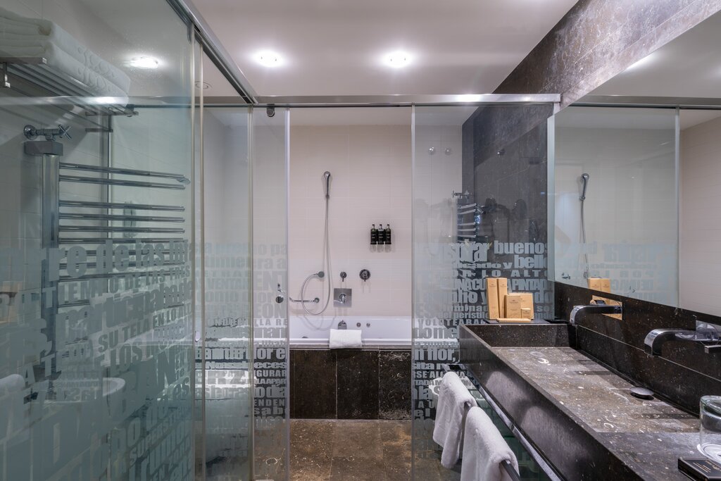 Hotel726